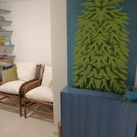 Spacious Family Garden Apartment Лоутраки Экстерьер фото