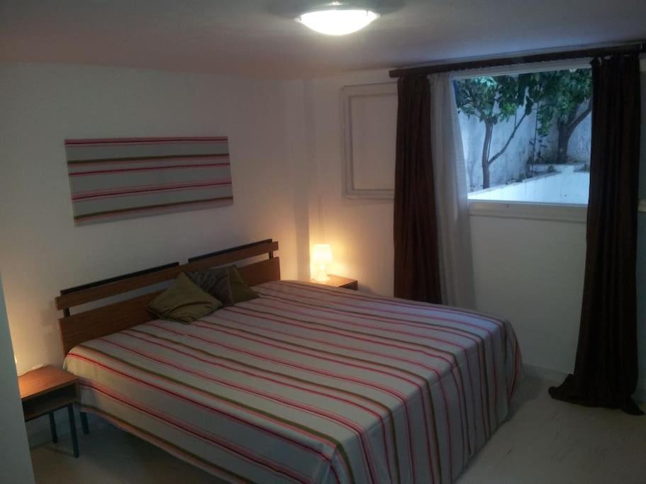 Spacious Family Garden Apartment